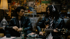 耳スピTVCM カット13
